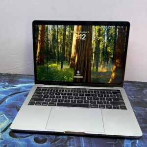 APPLE MACBOOK PRO 2018 |INTEL CORE  i7 |13-INCH |16GB RAM |1TB SSD|TOUCHBAR