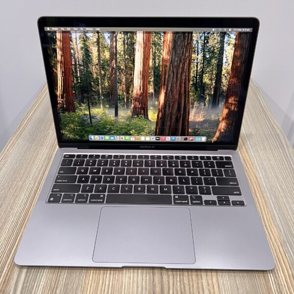 Apple MacBook Air (2020, A2337) | Laptop | 13.3-inch Retina Display | Apple M1 chip | 8GB Unified Memory | 256GB SSD