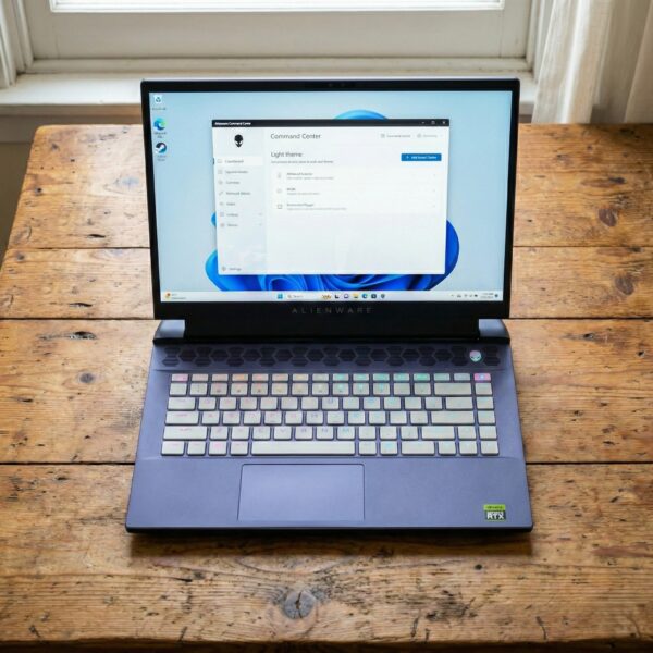 DELL ALIENWARE 16 AURORA AC16250 INTEL CORE 7 240H 16GB DDR5 RAM 1TB NVME SSD 16 INCH WQXGA IPS DISPLAY NVIDIA GEFORCE RTX 5050 8GB 2025 GAMING LAPTOP