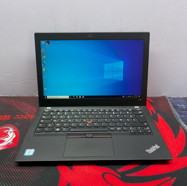 Lenovo Thinkpad X280 | Business Laptop | 12.5-inch FHD Touch | Intel Core i7 | 8GB RAM | 256GB SSD | Intel UHD Graphics 620