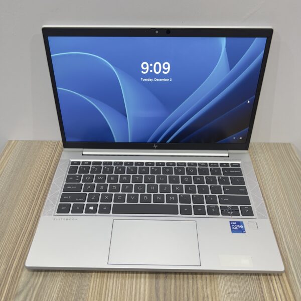 HP ELITEBOOK 830 G8 TOUCHSCREEN | Business Laptop | 13.3-inch | Intel Core i7 | 16GB RAM | 512GB SSD | Intel Iris Xe Graphics